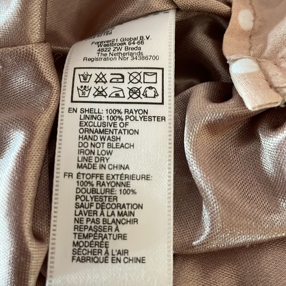 Forever 21 button down peach polkadot long sleeve tunic (L) - Picture 7 of 7